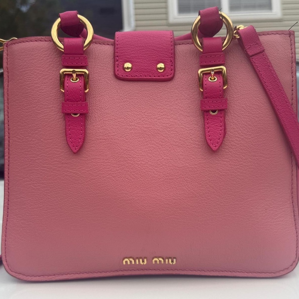 Miu Miu Pink Leather Women's Bag